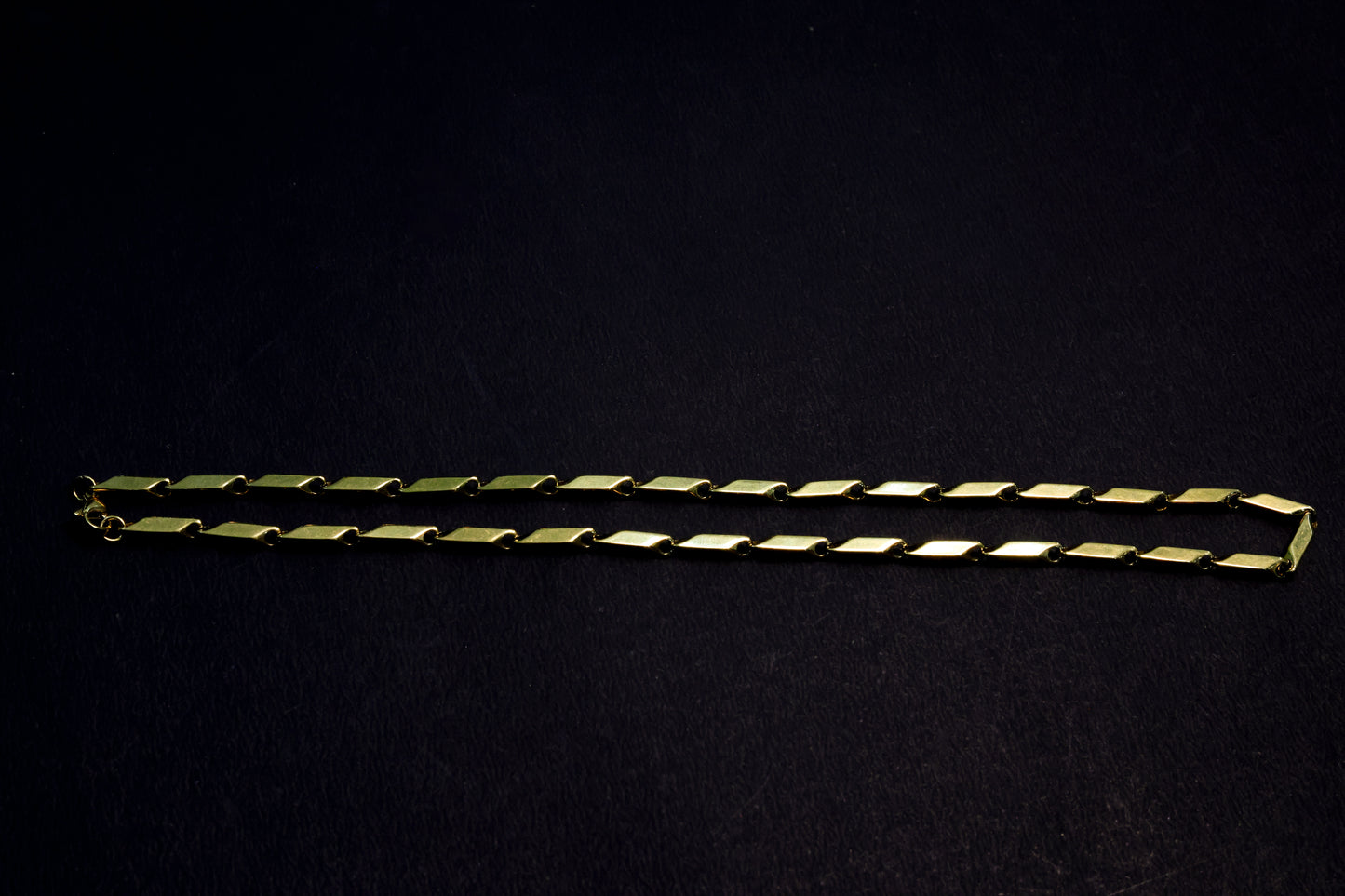 Gold barred chain for men