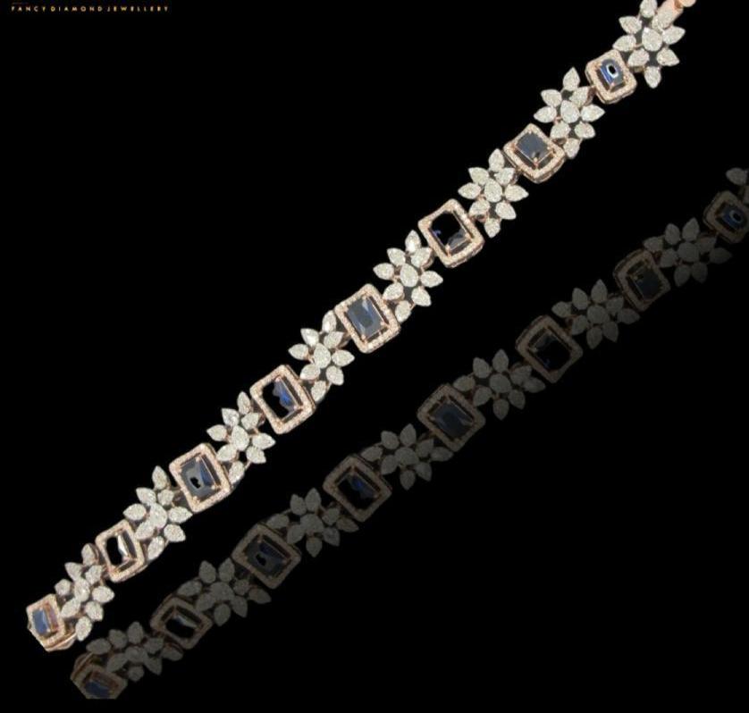 Elegant diamond braclet studded in 14kt gold